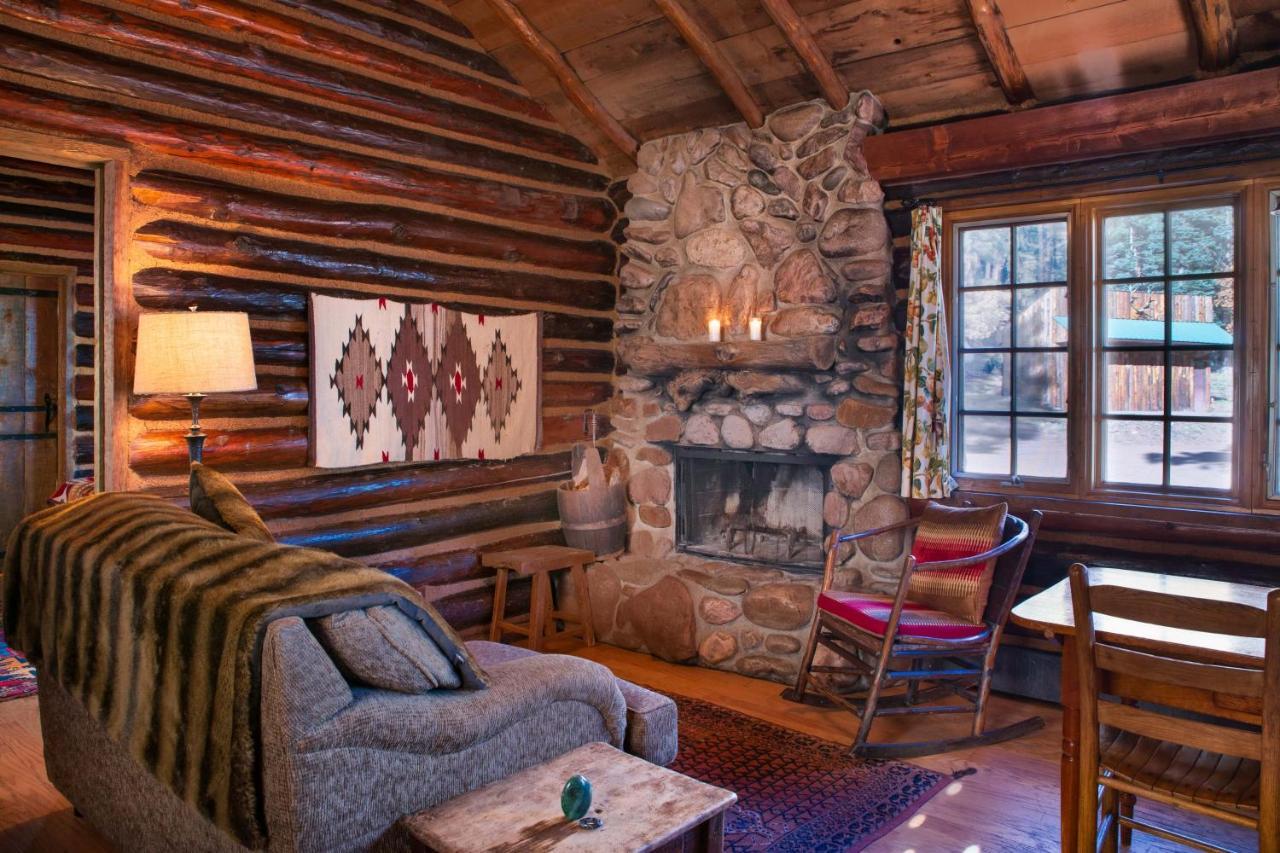 Corkins Lodge Chama Exteriér fotografie